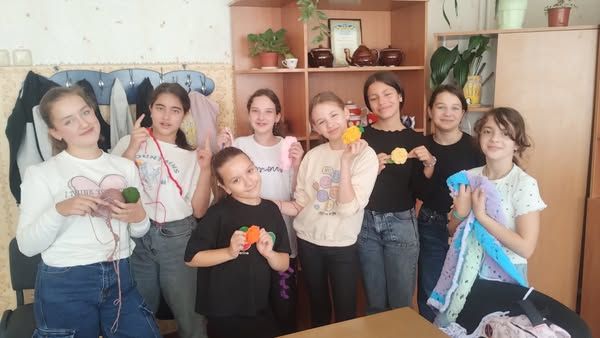 Теплі пледи та сувенірні сердечка на канікулах