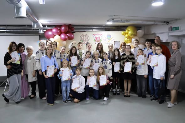 У Вишнівському ліцеї «ІДЕАЛ» відбулося свято «Обдаровані діти – золотий генофонд нації»